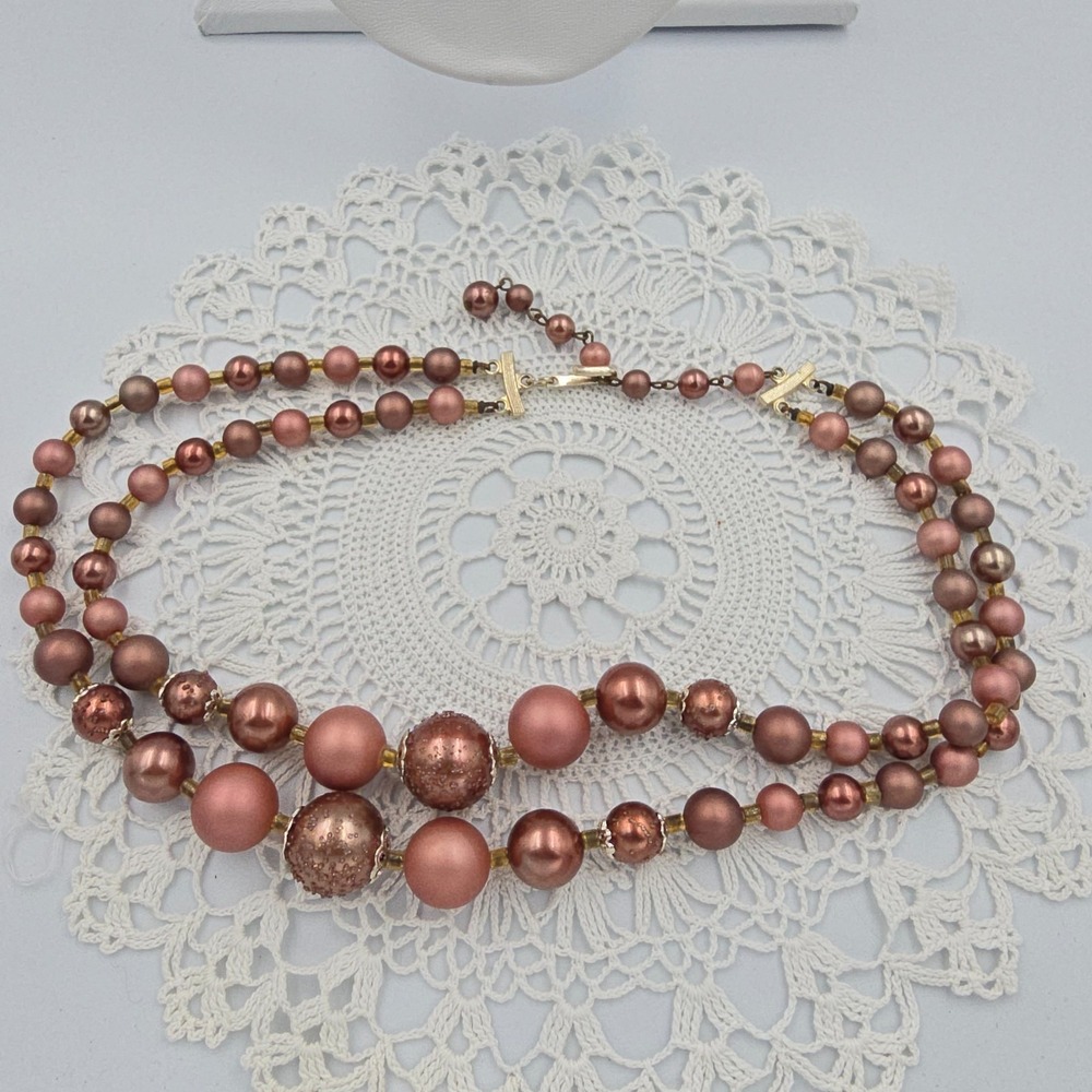 Vintage Japan Double Strand Necklace Faux Rose Pearl Filigree Cap Gold Tone 16 - Picture 5 of 7